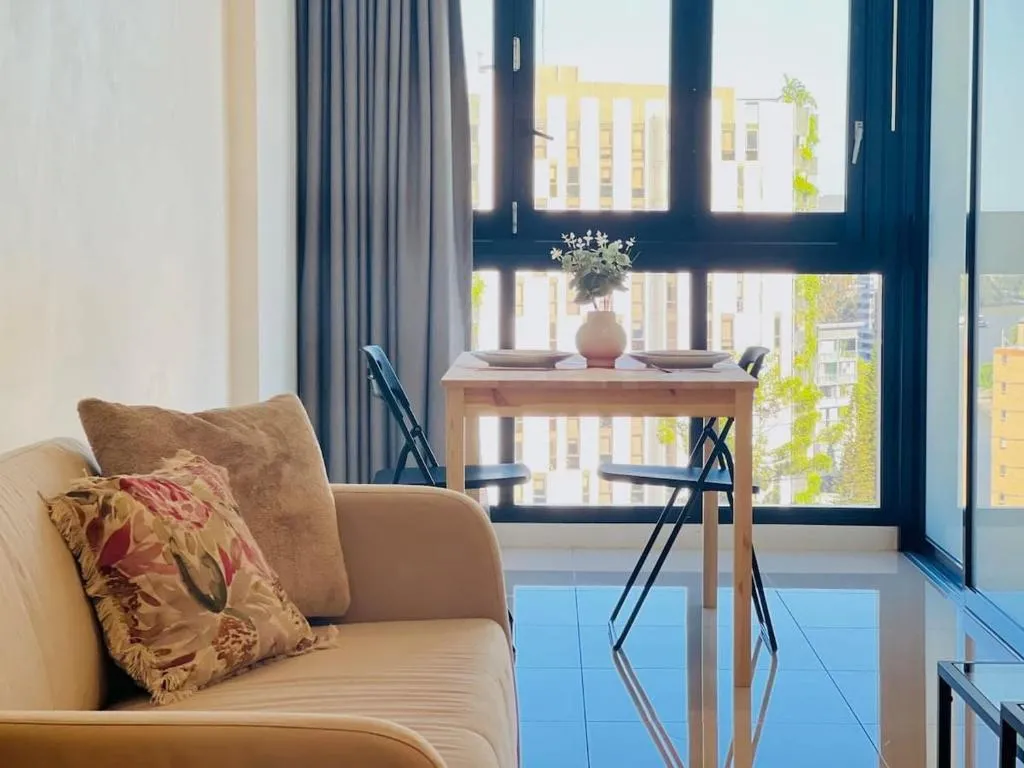 CASSA TOOWONG – Convenient 1B Apt at Central Location with Parking Managed by The Cassa