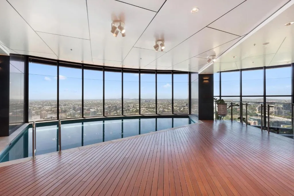 CBD RiverView 2Bed Apt Kingbed at Tallest building