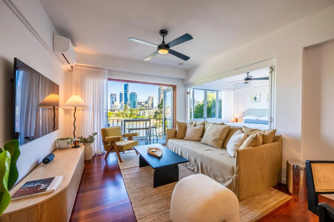 Riverview 2 bedrooms apartment
