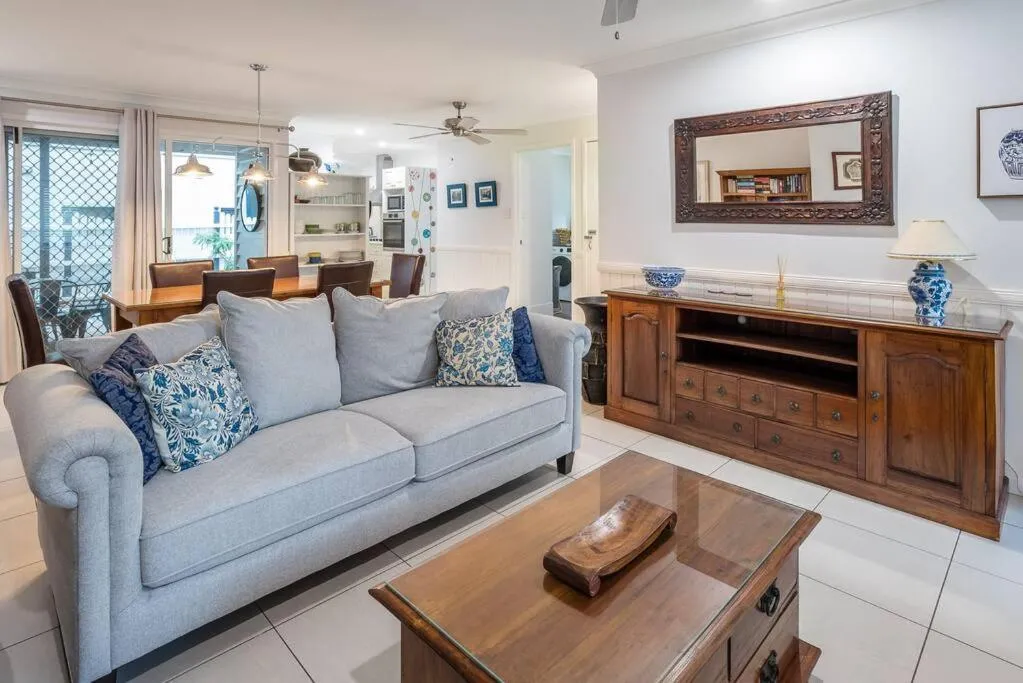 BirdSong Yeronga – Inner City Village Sanctuary