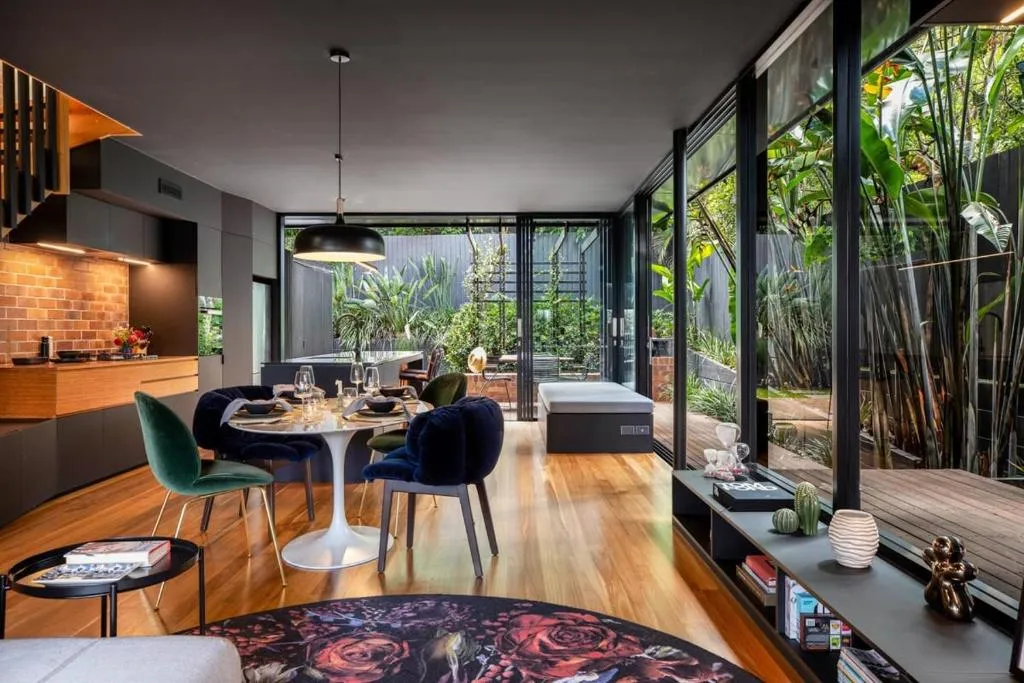 Modern 3BR retreat with Sauna – The Loft