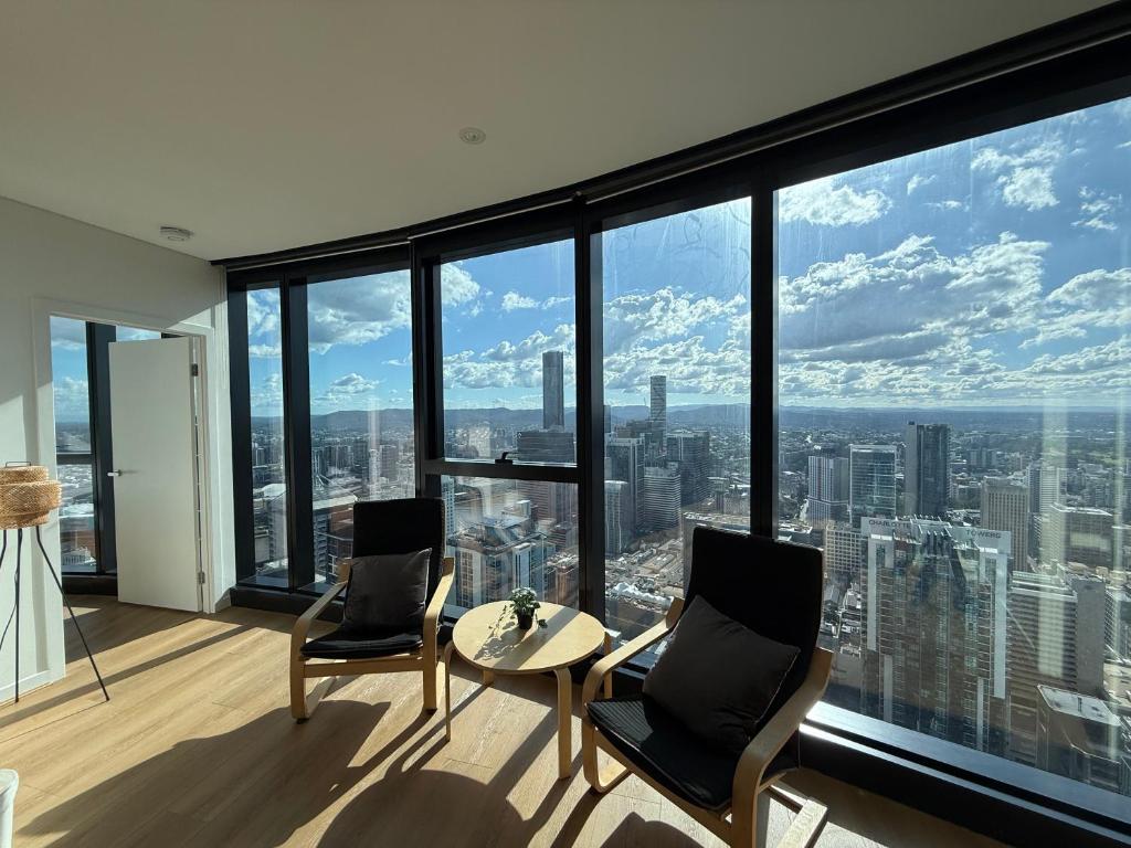Amazing views 60th level skytower 3 bedrooms