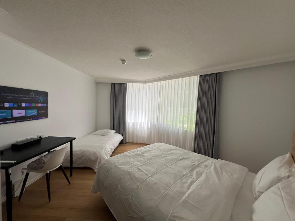 CBD Studio Apartment