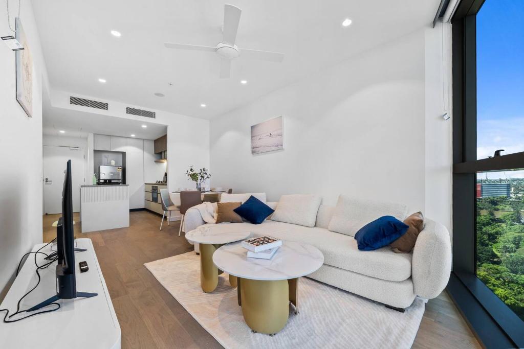 Queen’s Residence – Brand New Apt on the Star BNE