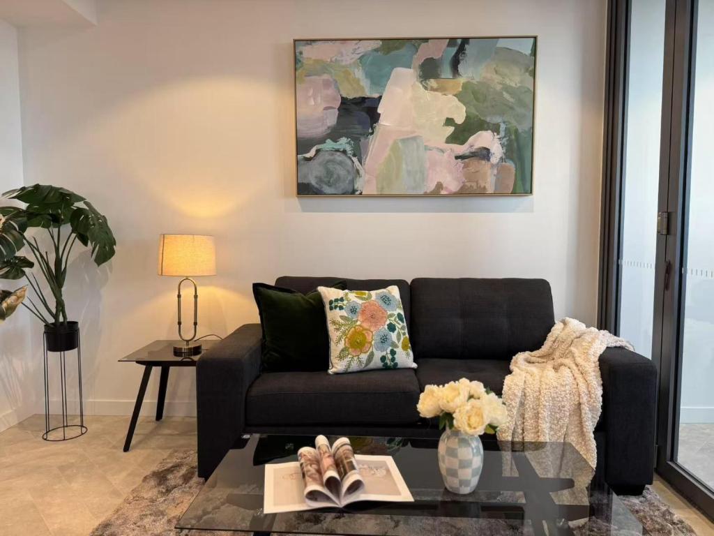 Skyrise Haven on the 50th Floor-1BDR at Queens Wharf